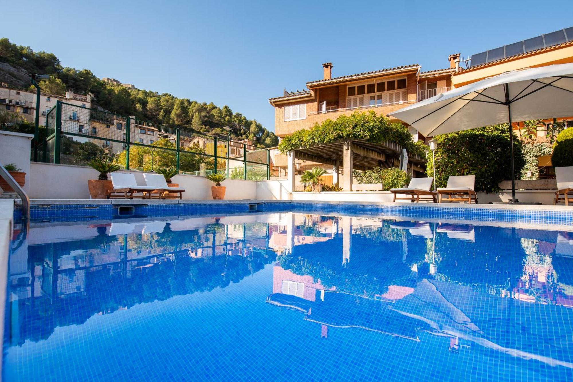 Hotel Robert La Pobla de Claramunt エクステリア 写真