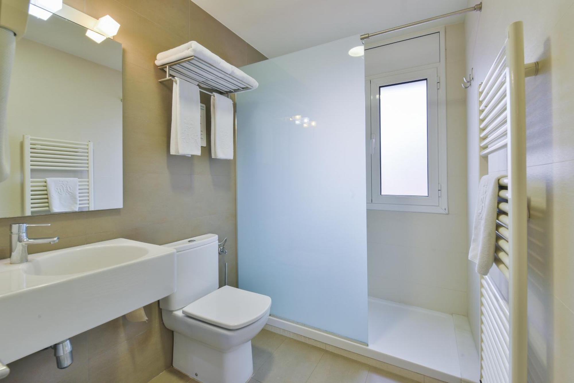 Hotel Robert La Pobla de Claramunt エクステリア 写真